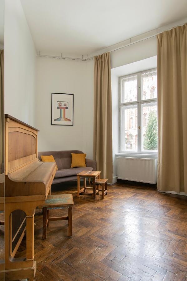 Apartments Studencka Street, Next To Planty Park Krakow Luaran gambar