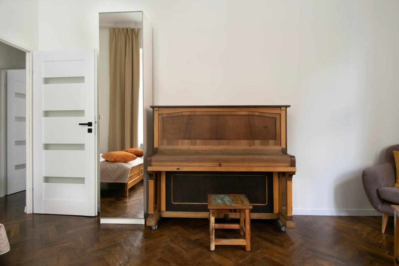 Apartments Studencka Street, Next To Planty Park Krakow Luaran gambar