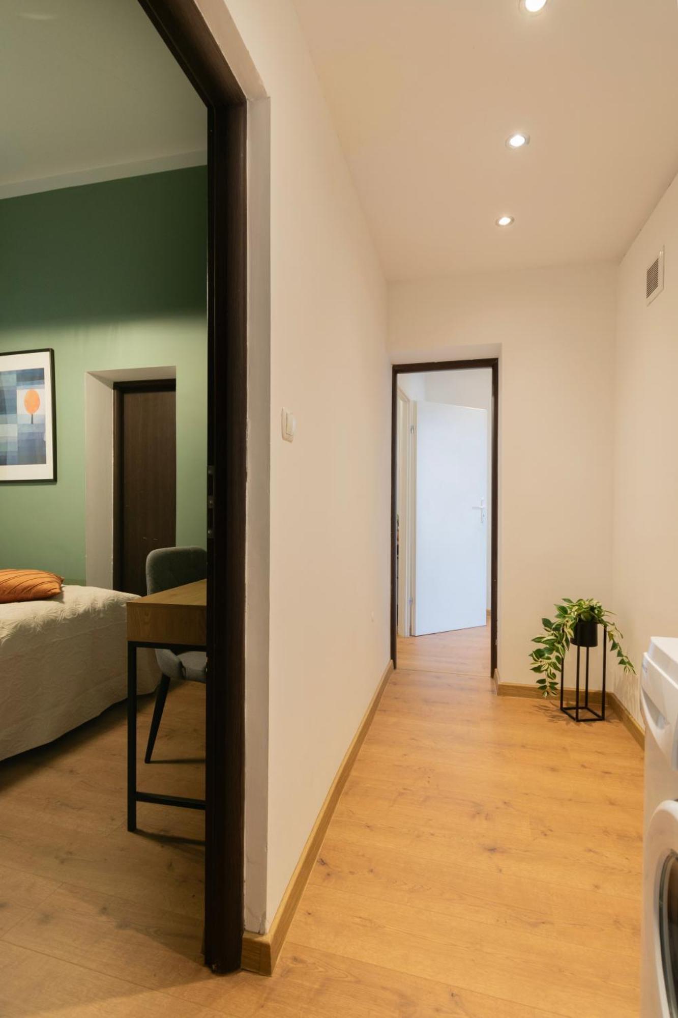 Apartments Studencka Street, Next To Planty Park Krakow Luaran gambar